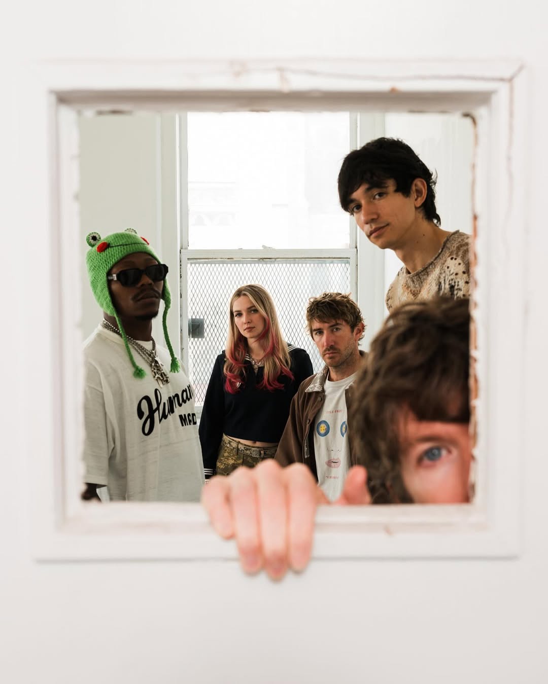 Turnstile: Retóricas de un amor que nunca es suficiente